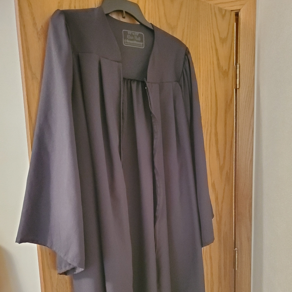 Graduation gown